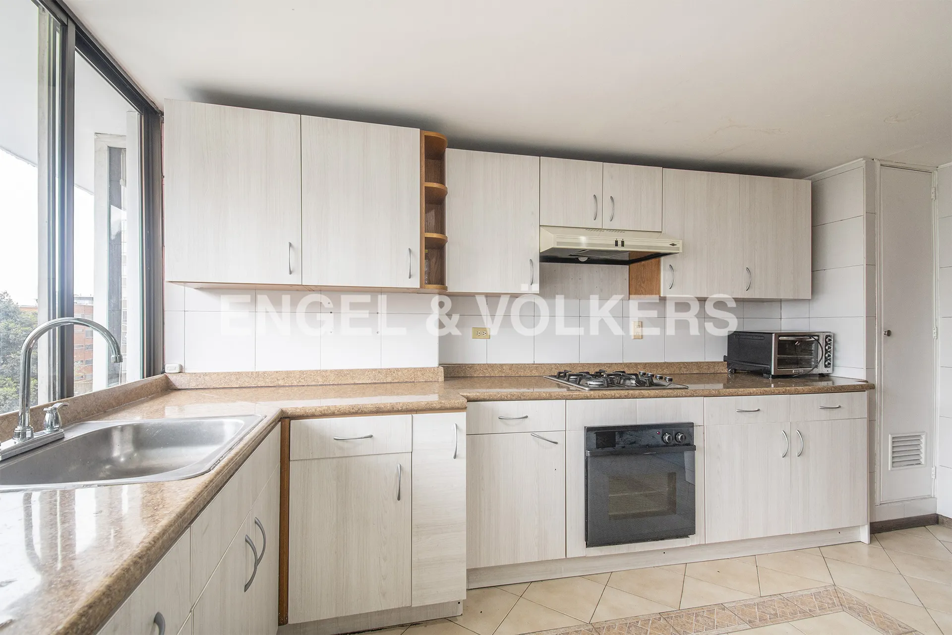 Apartamento en venta en Chicó Alto, Bogotá · foto 5 de 13