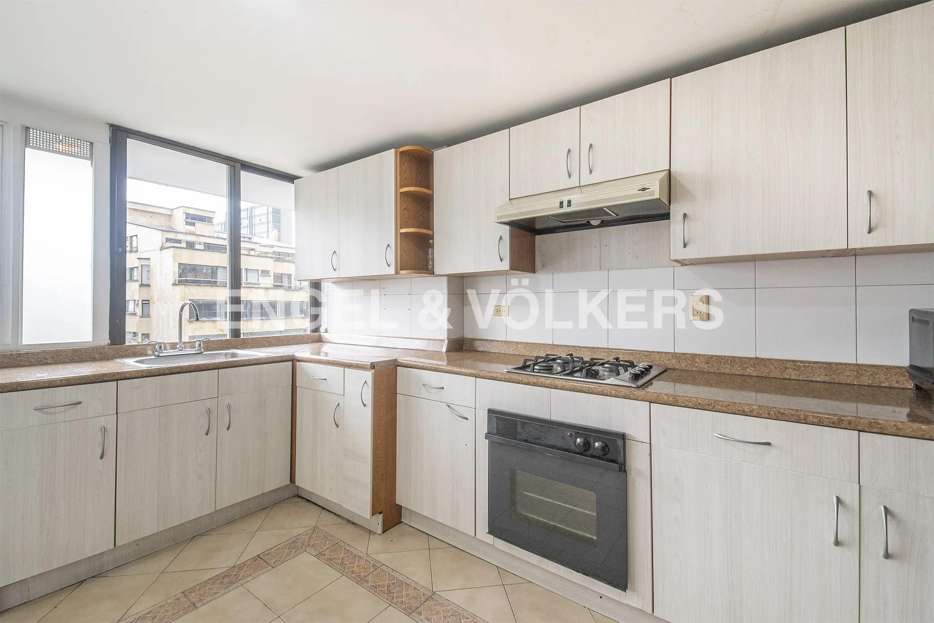 Apartamento en venta en Chicó Alto, Bogotá · foto 4 de 13