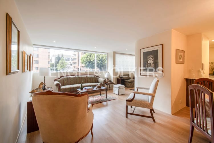 Apartamento de 2 alcobas en venta en Santa Paula, Bogotá, 90 m² · foto 3 de 13