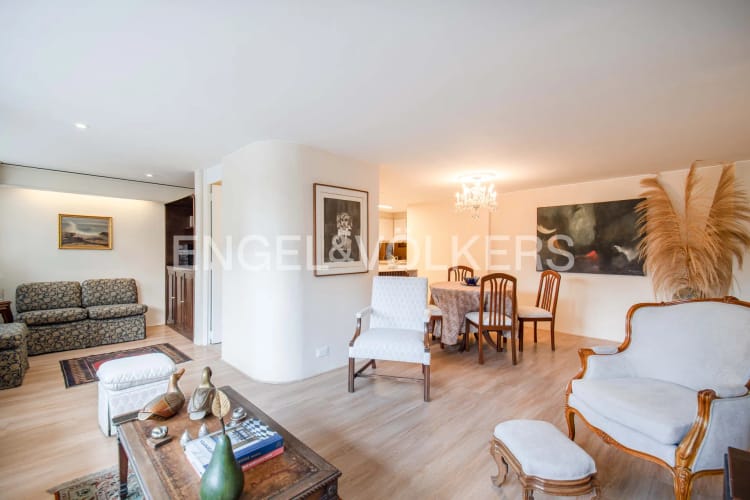 Apartamento de 2 alcobas en venta en Santa Paula, Bogotá, 90 m² · foto 2 de 13