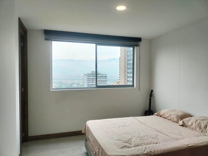 Apartamento de 2 alcobas en venta en El Poblado, Medellín, 86 m² · foto 14 de 16