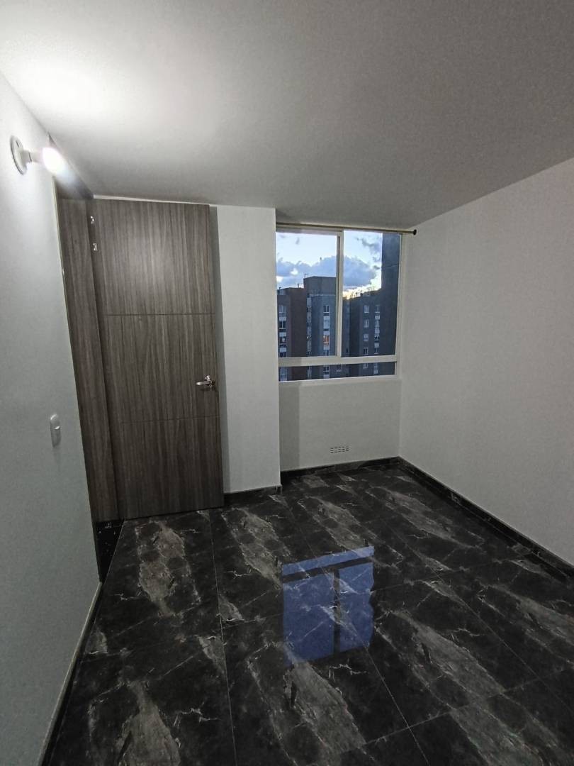 Apartamento en venta en Madelena, Bogotá · foto 6 de 11