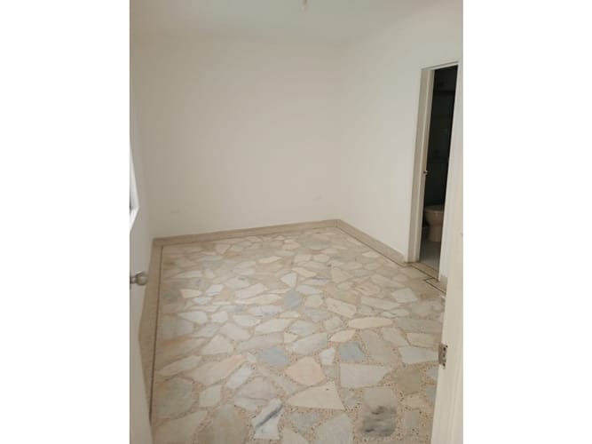 Casa de 4 alcobas en venta en El Ingenio, Cali, 330 m² · foto 19 de 24