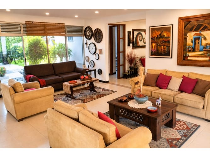 Casa de 4 alcobas en venta en La Morada, Jamundí, 245 m² · foto 2 de 20