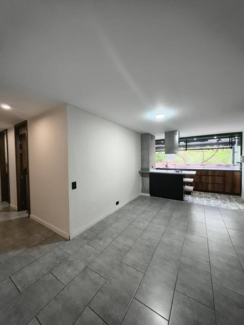 Apartamento en arriendo en San Lucas, Medellín · foto 8 de 24