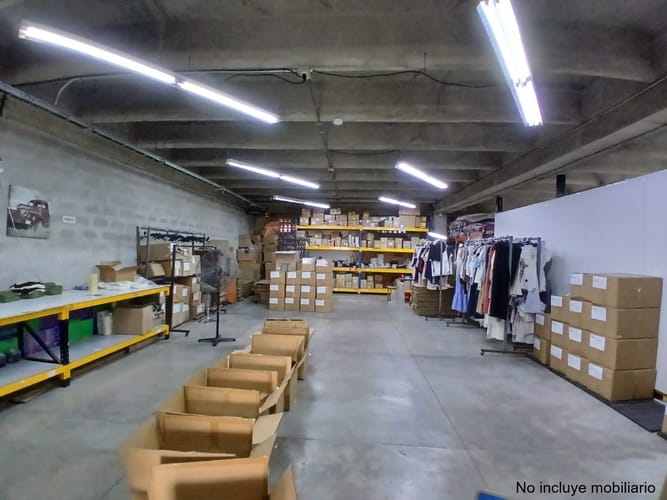 Bodega en arriendo en Viviendas Del Sur, Itagüí, 556 m² · foto 3 de 10