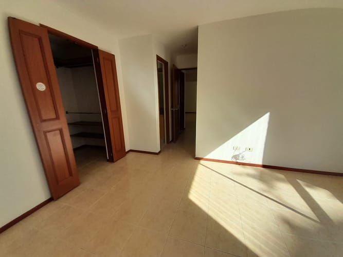 Apartamento de 3 alcobas en arriendo en Los Balsos, Medellín, 85 m² · foto 7 de 16