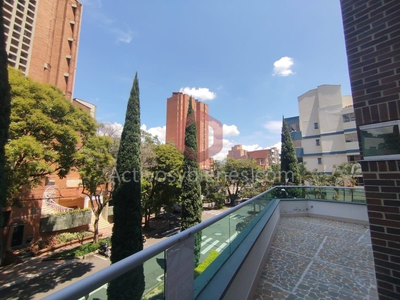 Apartamento en arriendo en Laureles, Medellín · foto 5 de 15