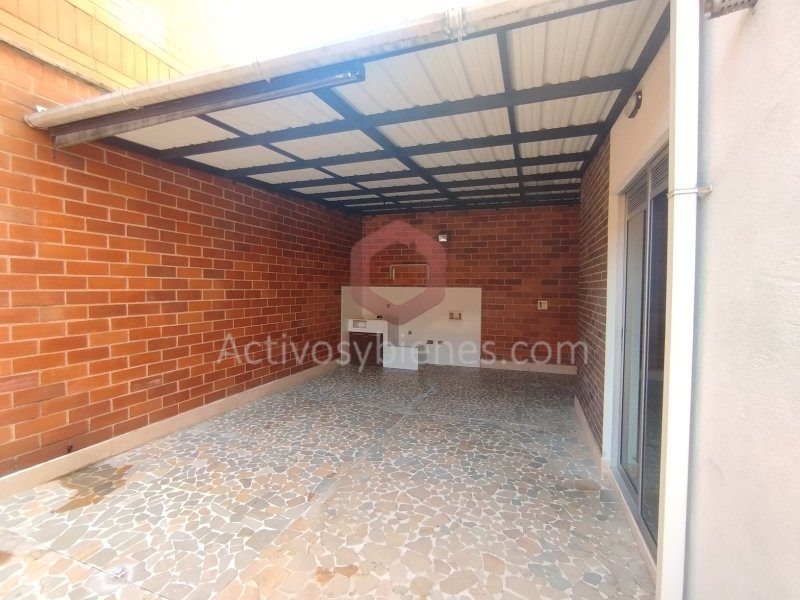 Apartamento en arriendo en Laureles, Medellín · foto 11 de 15