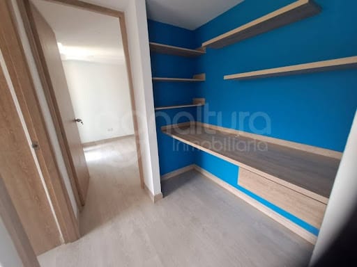 Apartamento de 2 alcobas en venta en Urbanizacion Palmar De Serramonte, Bello, 63 m² · foto 5 de 13