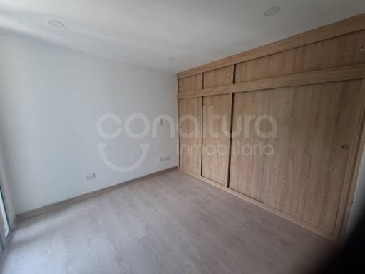 Apartamento de 2 alcobas en venta en Urbanizacion Palmar De Serramonte, Bello, 63 m² · foto 6 de 13