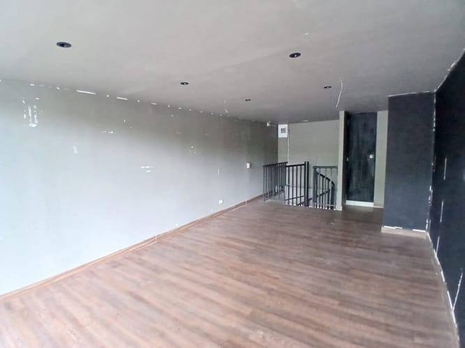 Local en arriendo en Patio Bonito, Medellín, 35 m² · foto 5 de 10