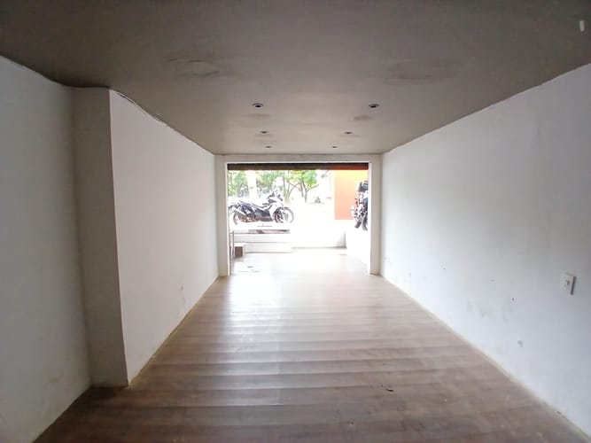 Local en arriendo en Patio Bonito, Medellín, 35 m² · foto 7 de 10