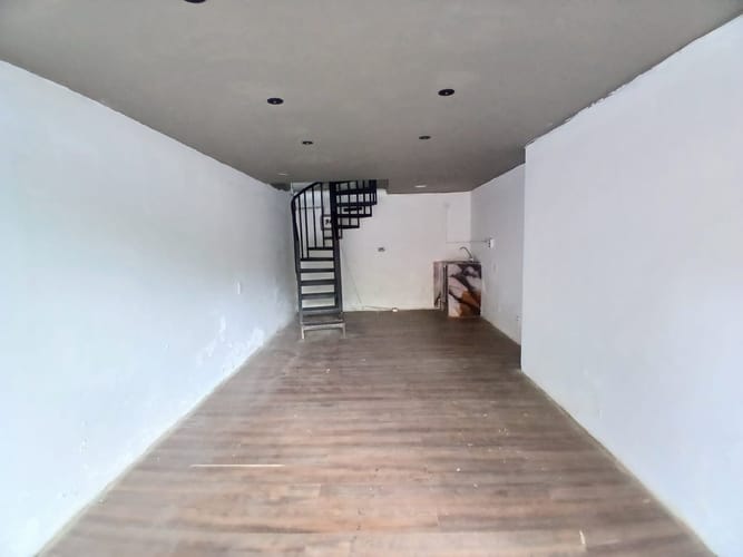 Local en arriendo en Patio Bonito, Medellín, 35 m² · foto 8 de 10