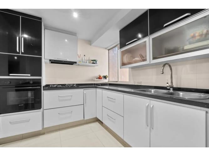 Casa de 5 alcobas en venta en Nueva Colina, Bogotá, 253 m² · foto 7 de 15