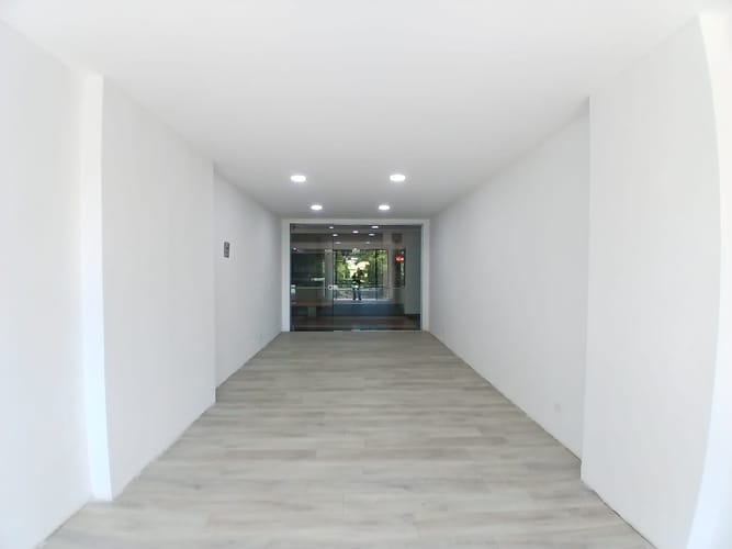 Local en arriendo en Los Balsos, Medellín, 105 m² · foto 8 de 10