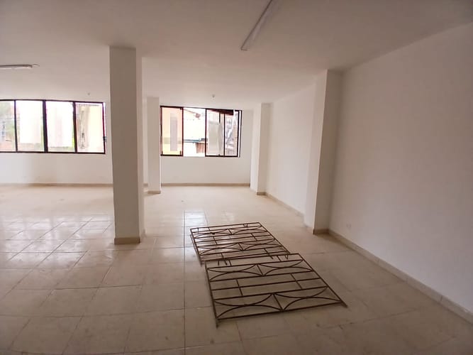 Bodega en arriendo en Manchester, Bello, 130 m² · foto 3 de 10