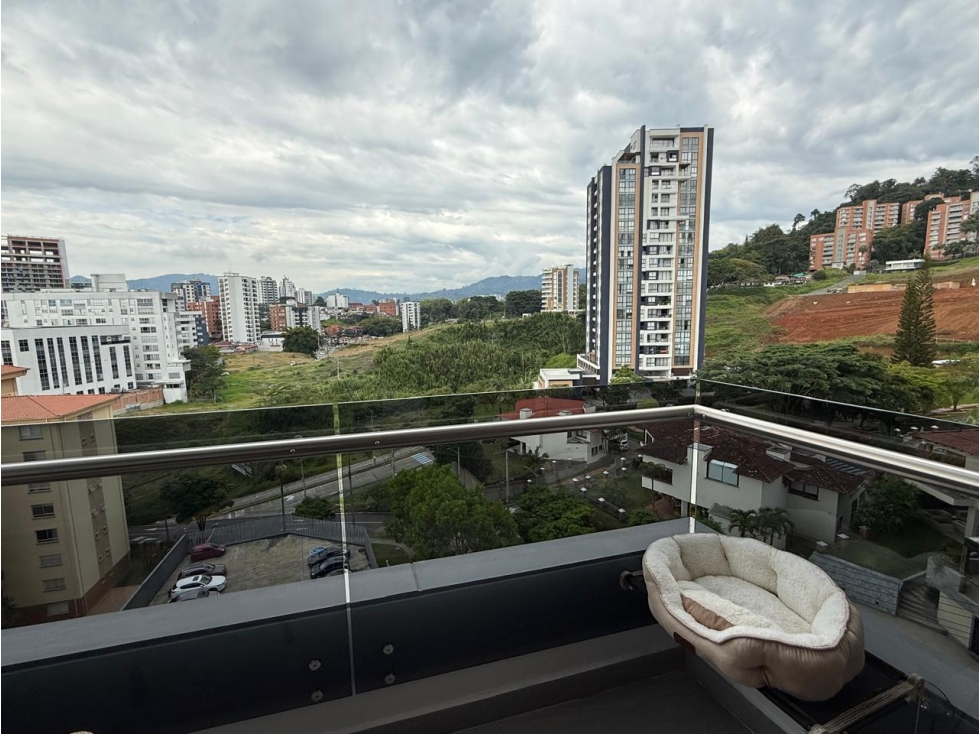 Apartamento en venta en Pinares, Pereira · foto 8 de 24