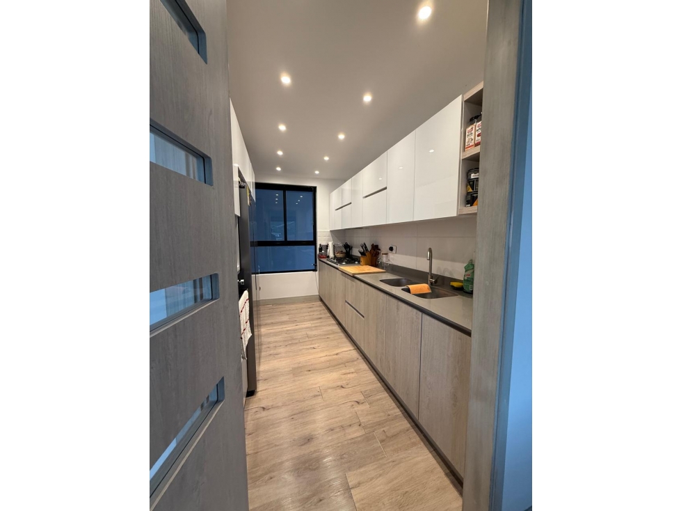 Apartamento en venta en Pinares, Pereira · foto 9 de 24