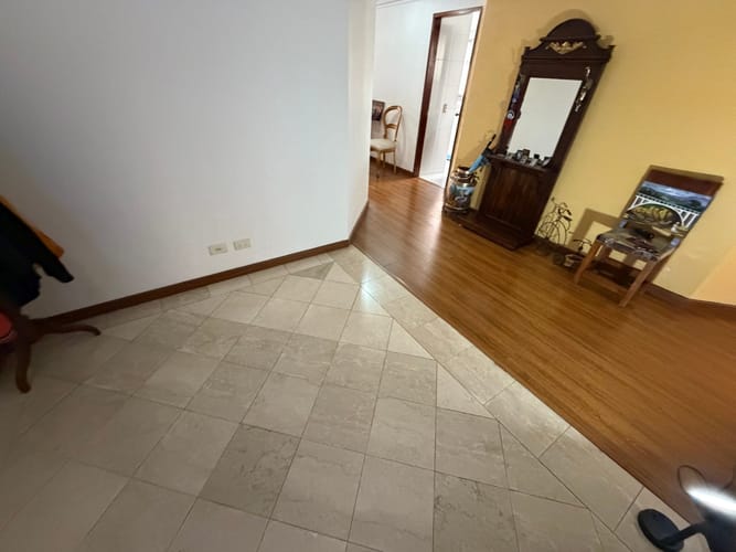 Apartamento de 3 alcobas en venta en Santa Barbara Central, Bogotá, 190 m² · foto 19 de 24