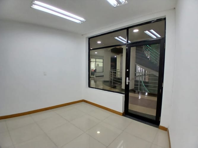 Local en arriendo en Los Balsos, Medellín, 46 m² · foto 4 de 10