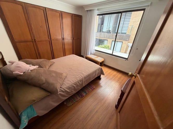 Apartamento de 3 alcobas en venta en Santa Barbara Central, Bogotá, 190 m² · foto 23 de 24