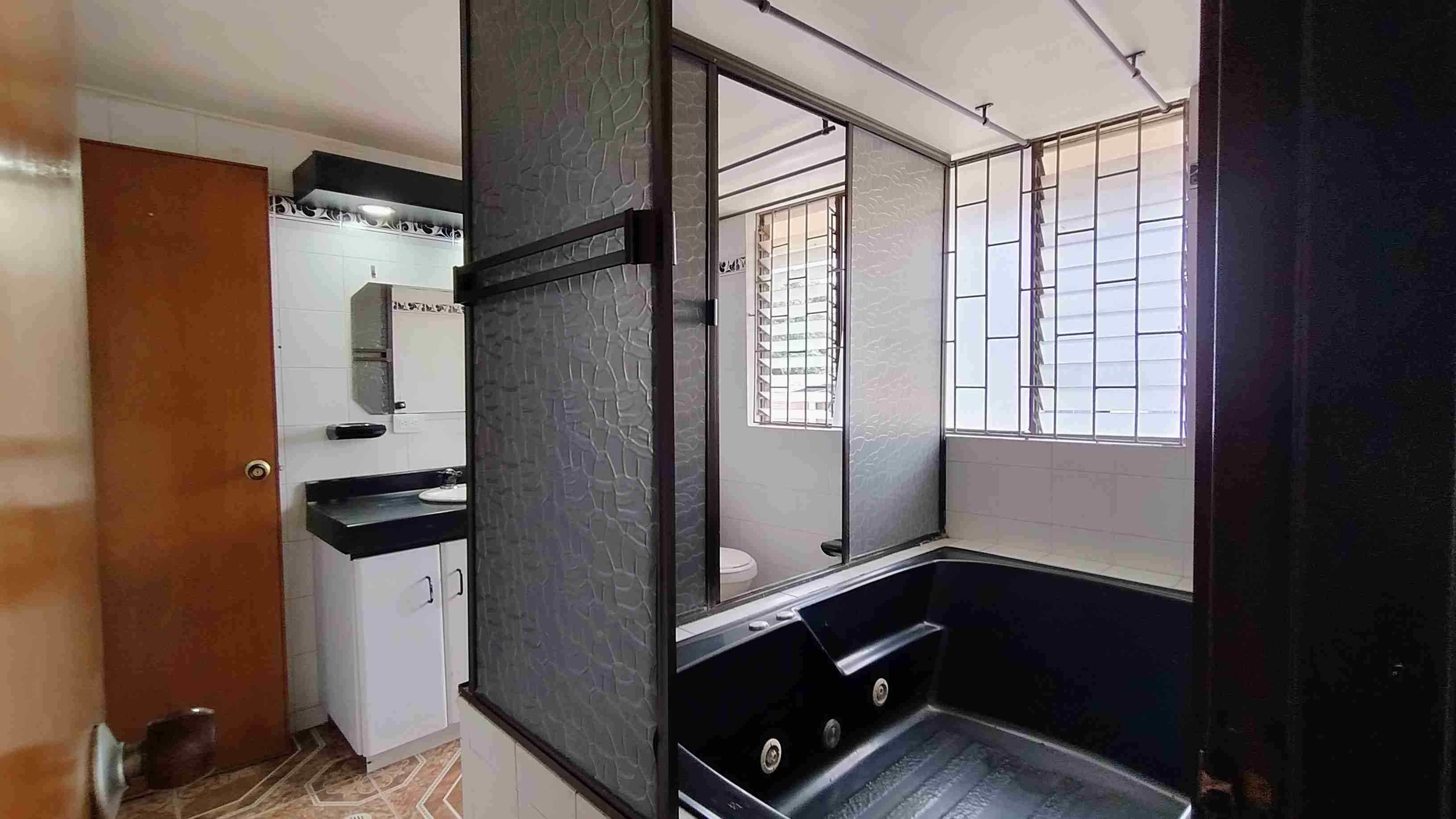 Apartamento en venta en La Rambla, Manizales · foto 11 de 14
