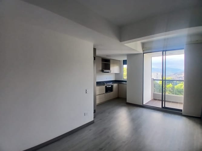 Apartamento de 3 alcobas en arriendo en Vía Las Palmas, Medellín, 75 m² · foto 9 de 10