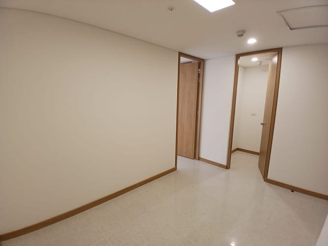 Consultorio en arriendo en Laureles, Medellín, 38 m² · foto 8 de 10