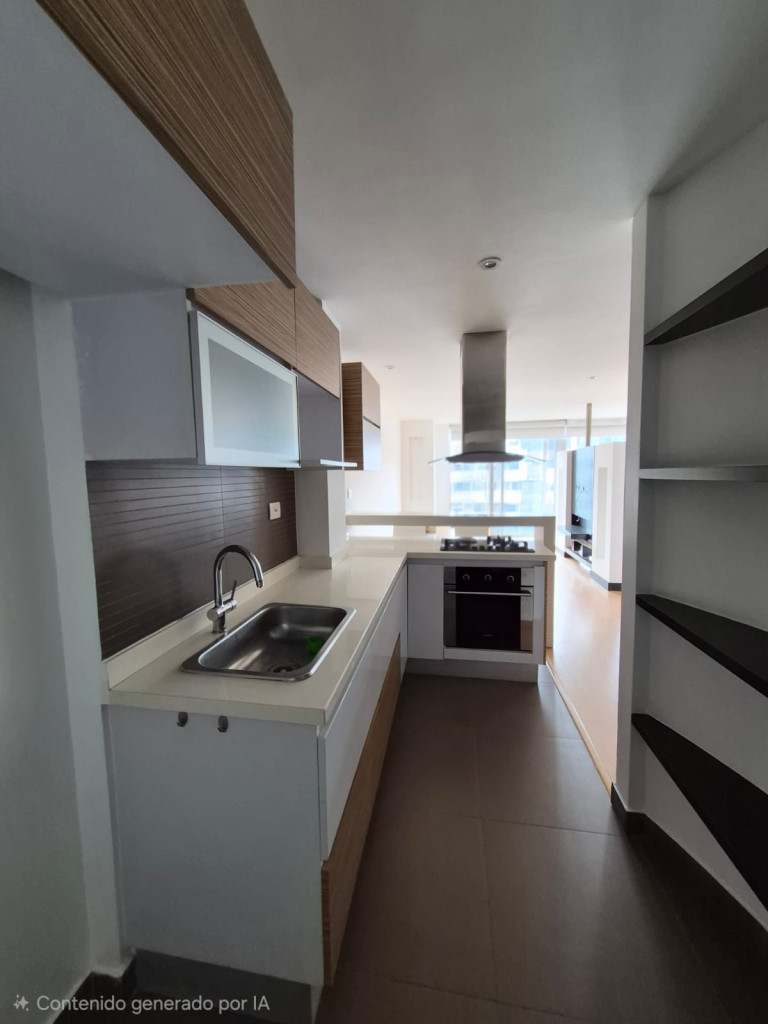 Apartamento en venta en Santa Barbara Occidental, Bogotá · foto 7 de 24