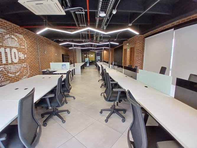 Oficina en arriendo en Castropol, Medellín, 120 m² · foto 10 de 10