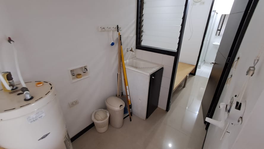 Apartamento de 2 alcobas en arriendo en Altos Del Poblado, Medellín, 145 m² · foto 8 de 16