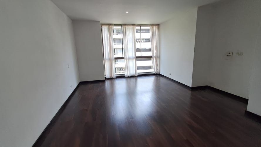Apartamento de 2 alcobas en arriendo en Altos Del Poblado, Medellín, 145 m² · foto 11 de 16