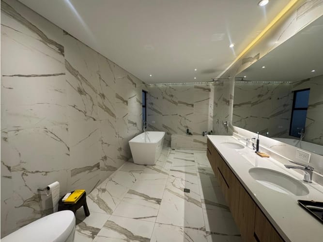 Apartamento de 3 alcobas en venta en Departamental, Cali, 340 m² · foto 2 de 24
