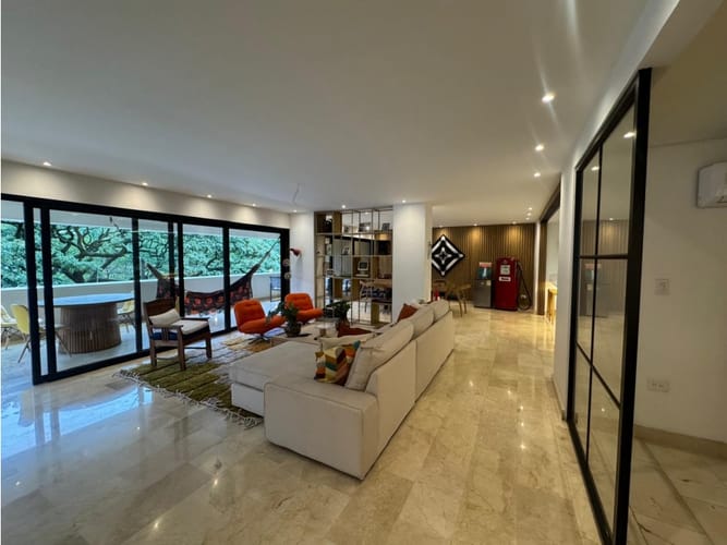 Apartamento de 3 alcobas en venta en Departamental, Cali, 340 m² · foto 4 de 24