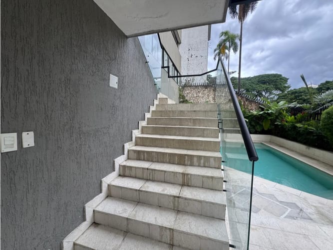 Apartamento de 3 alcobas en venta en Departamental, Cali, 340 m² · foto 15 de 24