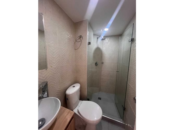 Apartamento de 3 alcobas en arriendo en Camino Verde, Envigado, 85 m² · foto 7 de 16