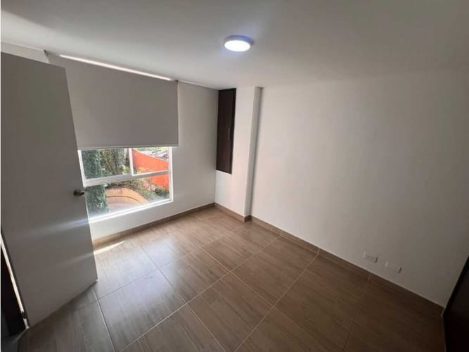 Apartamento de 3 alcobas en arriendo en Camino Verde, Envigado, 85 m² · foto 13 de 16