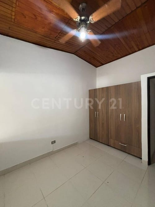 Casa de 3 alcobas en venta en Bochica Et I, Villavicencio, 96 m² · foto 11 de 15