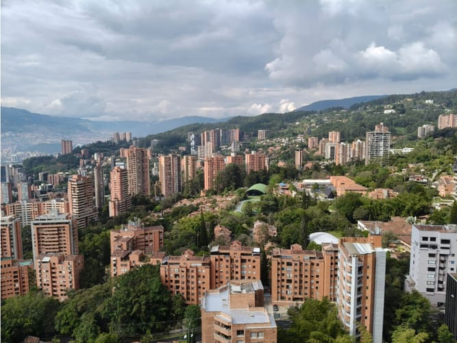 Apartamento en venta en El Tesoro, Medellín · foto 9 de 24