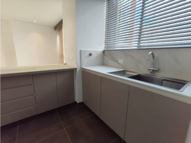 Apartamento en venta en El Tesoro, Medellín · foto 15 de 24