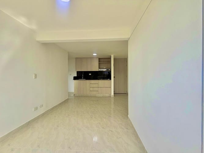 Apartamento de 3 alcobas en venta en Bucaros, Bello, 57 m² · foto 2 de 16