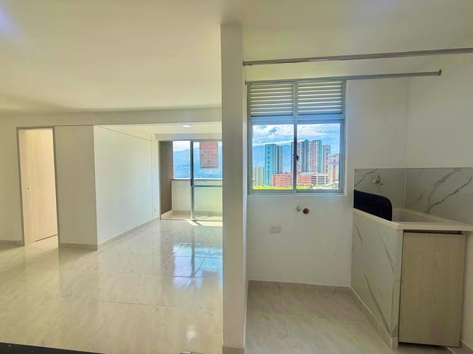 Apartamento de 3 alcobas en venta en Bucaros, Bello, 57 m² · foto 4 de 16