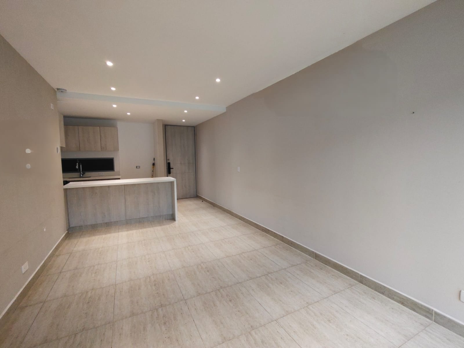 Apartamento en arriendo en Altos De Riomar, Barranquilla · foto 4 de 16