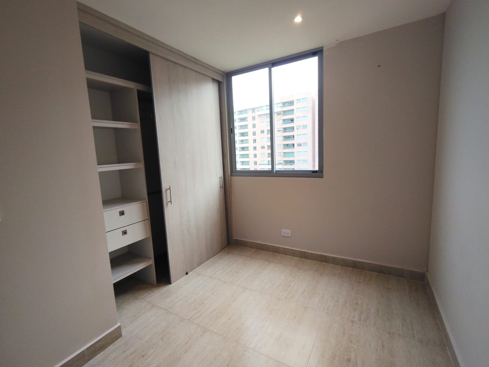 Apartamento en arriendo en Altos De Riomar, Barranquilla · foto 8 de 16