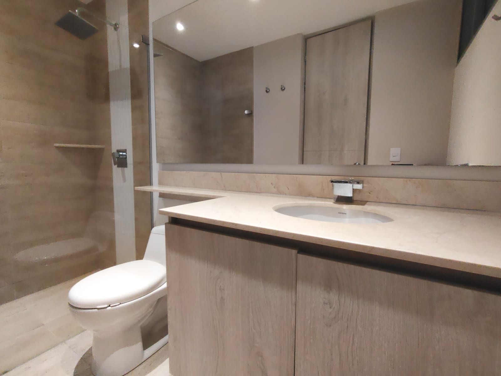 Apartamento en arriendo en Altos De Riomar, Barranquilla · foto 9 de 16