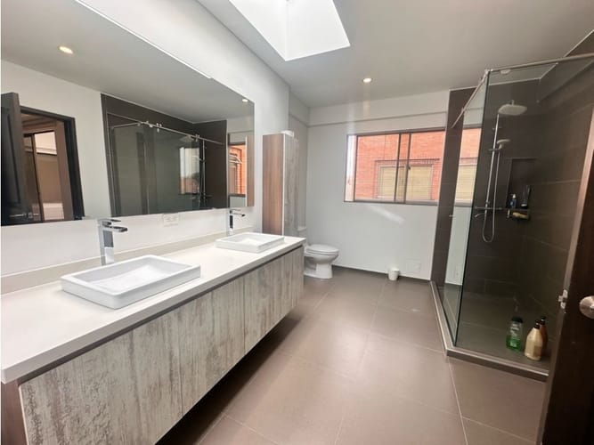 Apartamento en venta en Santa Barbara, Bogotá · foto 9 de 24