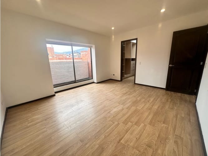 Apartamento en venta en Santa Barbara, Bogotá · foto 11 de 24