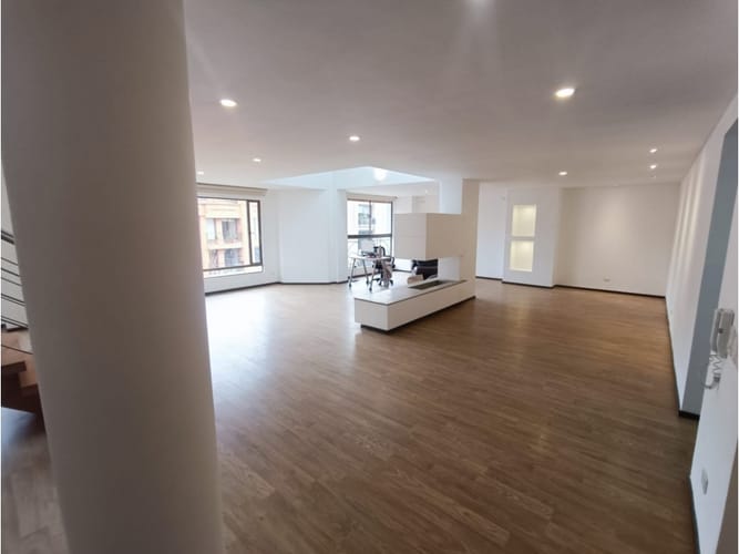 Apartamento en venta en Santa Barbara, Bogotá · foto 16 de 24