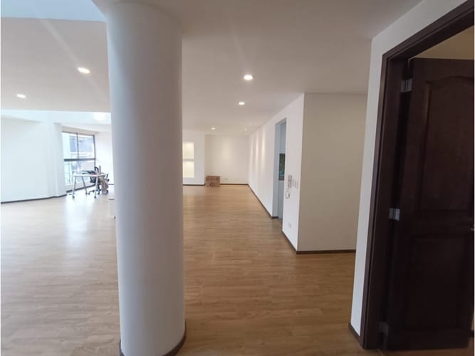 Apartamento en venta en Santa Barbara, Bogotá · foto 18 de 24